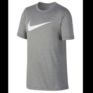 NIKE WORKOUT TEE